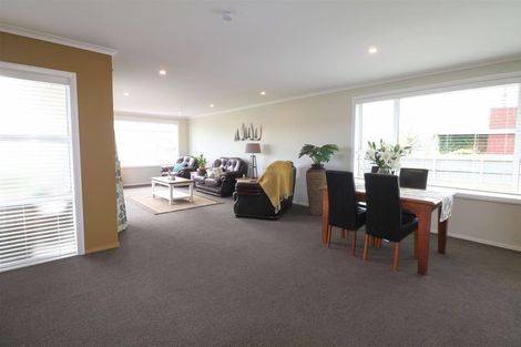 Photo of property in 8 Kowhai Street, Highfield, Timaru, 7910