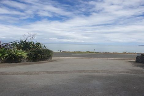 Photo of property in 304 Thames Coast Sh25 Road, Thornton Bay, Thames, 3575