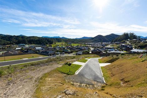 Photo of property in 4 Raukura Rise, Picton, 7220