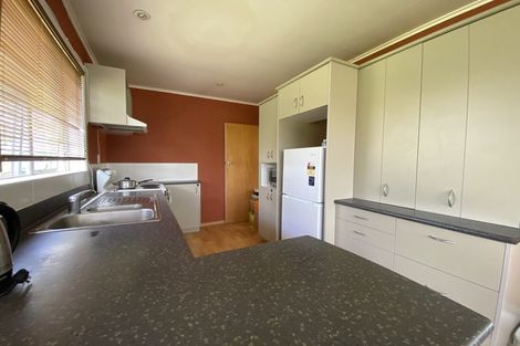 Photo of property in 14 Rotoiti Avenue, Pakuranga Heights, Auckland, 2010