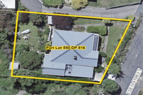 Photo of property in 66 Eden Street, Island Bay, Wellington, 6023