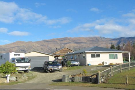 Photo of property in 25 Achilles Place, Wanaka, 9305