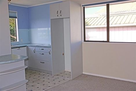 Photo of property in 2 Dalton Road, Snells Beach, 0920