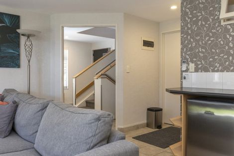 Photo of property in 1/7 Tui Street, Torbay, Auckland, 0630