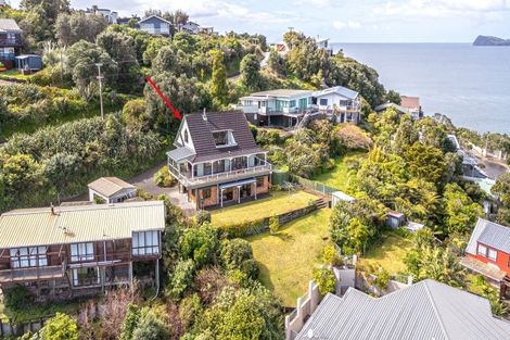 Photo of property in 195 Paku Drive, Tairua, 3508
