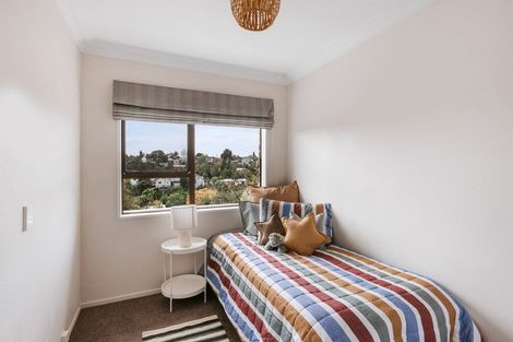 Photo of property in 73 Sutherland Road, Brookfield, Tauranga, 3110