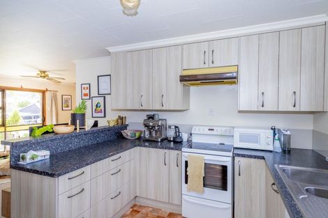 Photo of property in 12 Hood Crescent, Arrowtown, 9302