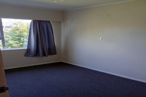 Photo of property in 28 Marcel Place, Glenfield, Auckland, 0629