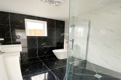 Photo of property in 75 Rosewell Crescent, Flat Bush, Auckland, 2019