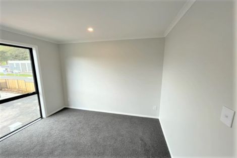 Photo of property in 6 Gloaming Lane, Wallaceville, Upper Hutt, 5018