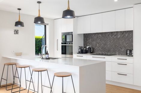 Photo of property in 10 Polish Settlers Place, Marshland, Christchurch, 8083