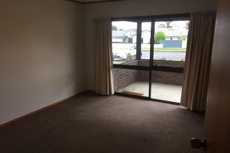 Photo of property in 16 Myrtle Drive, Omokoroa, 3114