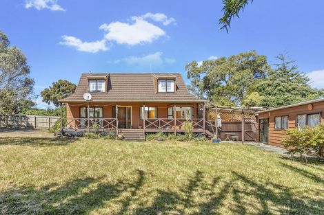 Photo of property in 11 Simpson Road, Ranui, Auckland, 0612
