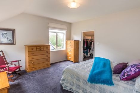 Photo of property in 17 Acorn Close, Waltham, Christchurch, 8023