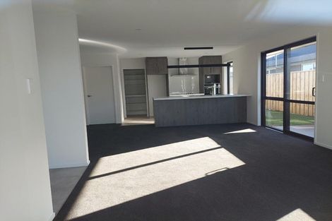 Photo of property in 14 Te Kanawa Lane, Rolleston, 7615