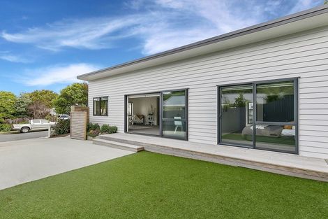 Photo of property in 104 Rangituhi Crescent, Takapuwahia, Porirua, 5022