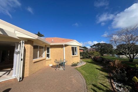 Photo of property in 6/23 Lakeside Drive, Orewa, 0931