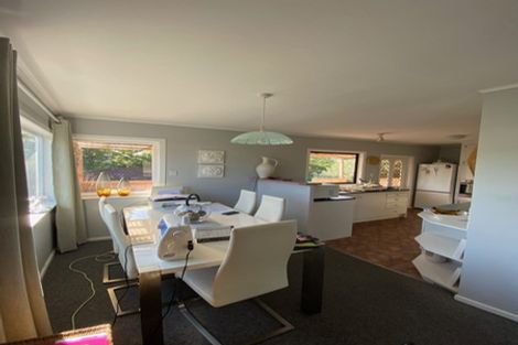 Photo of property in 16 Rotoiti Avenue, Pakuranga Heights, Auckland, 2010