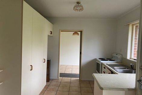 Photo of property in 23 Edgeworth Road, Glenfield, Auckland, 0629