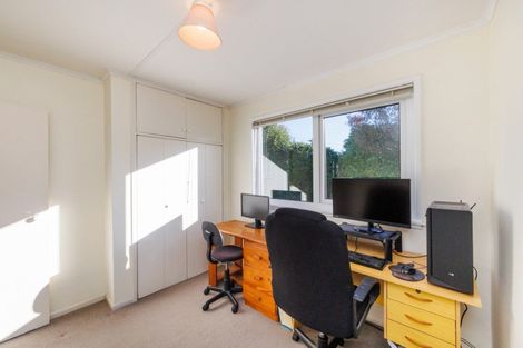 Photo of property in 2 Signal Street, Marton, 4710