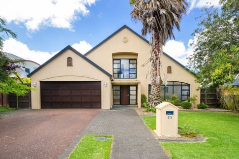 Photo of property in 23 Connemara Court, West Harbour, Auckland, 0618