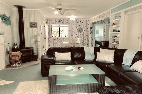 Photo of property in 281 Colville Road, Coromandel, 3584