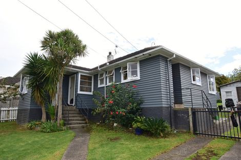 Photo of property in 78 Arimu Road, Papakura, 2110