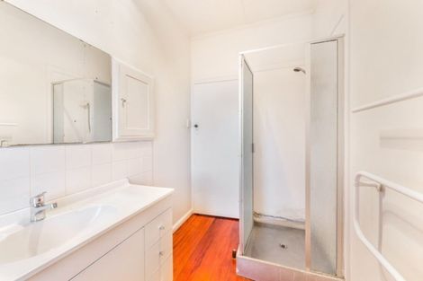 Photo of property in 77 Clarkin Road, Fairfield, Hamilton, 3214