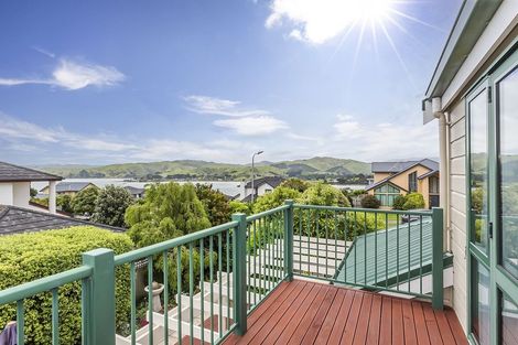 Photo of property in 19 The Masthead, Whitby, Porirua, 5024