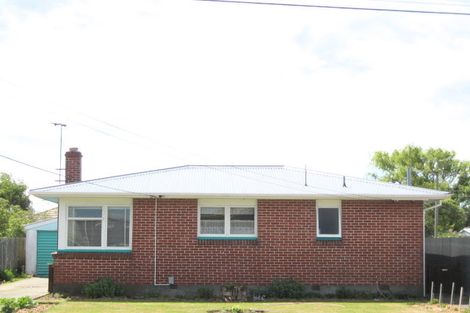 Photo of property in 11 Ontario Place, Wainoni, Christchurch, 8061