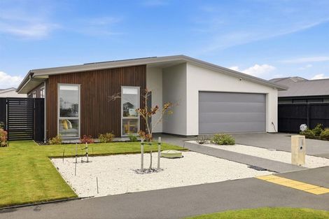 Photo of property in 35 Skibbereen Drive, Halswell, Christchurch, 8025