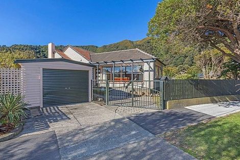 Photo of property in 7 Hayward Terrace, Waiwhetu, Lower Hutt, 5010