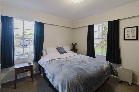 Photo of property in 28 Caesars Place, Churton Park, Wellington, 6037
