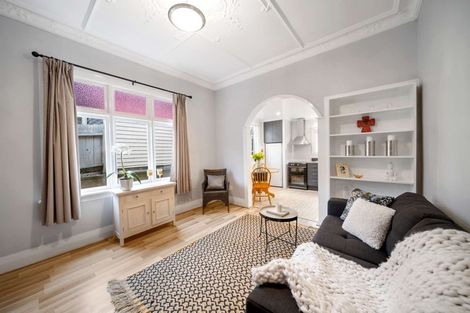 Photo of property in 104 Neidpath Road, Mornington, Dunedin, 9011