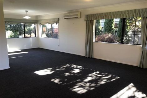 Photo of property in 11 Greenough Place, Rototuna, Hamilton, 3210