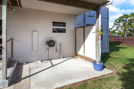 Photo of property in 102 Saint Patricks Row, Whangamata, 3620