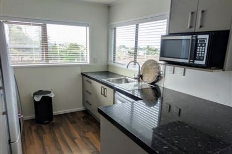 Photo of property in 24 Orton Street, Glenfield, Auckland, 0627
