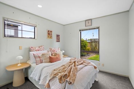 Photo of property in 2/19 Stanley Avenue, Milford, Auckland, 0620