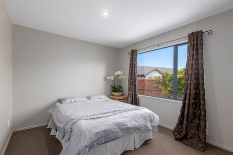 Photo of property in 127 Saint Johns Street, Bromley, Christchurch, 8062