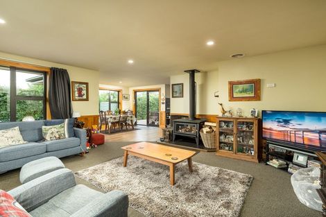 Photo of property in 18 Maclean Street, Glenavy, Waimate, 7980