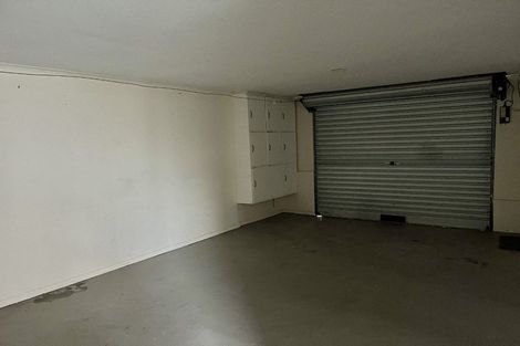 Photo of property in 38 Tudor Road, Henderson, Auckland, 0610