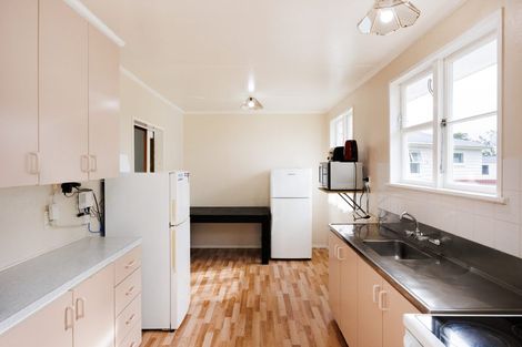 Photo of property in 17 Cavendish Crescent, Awapuni, Palmerston North, 4412