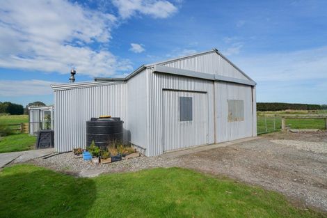 Photo of property in 239 Pomona East, Makarewa, Invercargill, 9876
