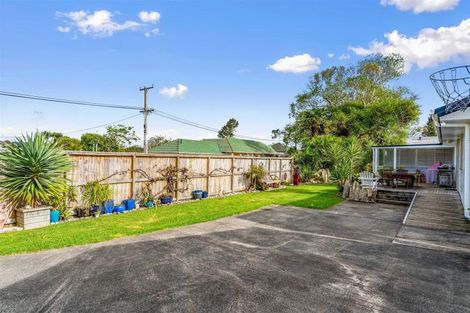 Photo of property in 5 South Road, Waipu, 0510