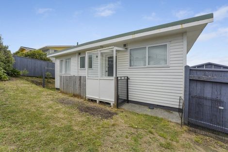 Photo of property in 21a Oakleigh Street, Maungaraki, Lower Hutt, 5010