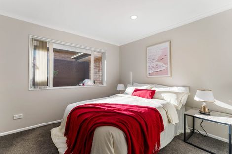 Photo of property in 24 Goh Place, Manurewa, Auckland, 2105