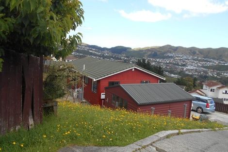 Photo of property in 169 Mark Avenue, Grenada Village, Wellington, 6037