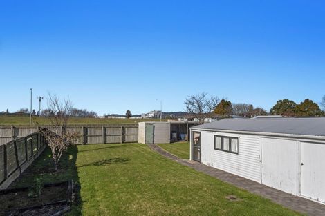 Photo of property in 24 Rata Avenue, Edgecumbe, 3120