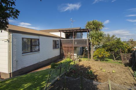Photo of property in 17 Tarata Street, Matua, Tauranga, 3110