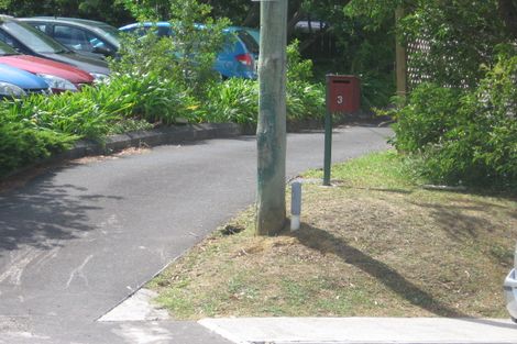 Photo of property in 2/5 Forrest Road, Milford, Auckland, 0620